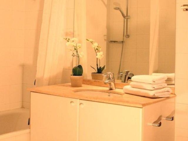 Yays Sagrera Boutique Appartement *