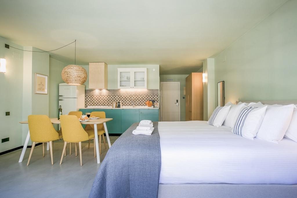 Yays Sagrera Boutique Apartment *